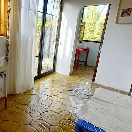 فيلة Eco Casa Tierra Tabayesco