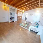 Eco Casa Tierra Vila Tabayesco