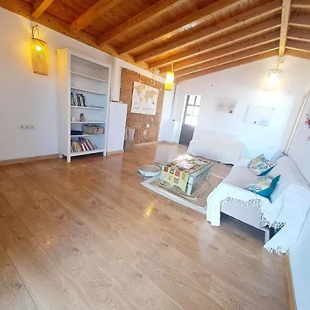 Eco Casa Tierra Вилла Табайеско